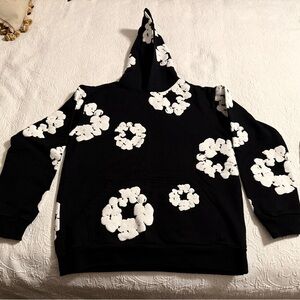 Denim Tears The Cotton Wreath Sweatshirt Hoodie Black Size M AUTHENTIC African
